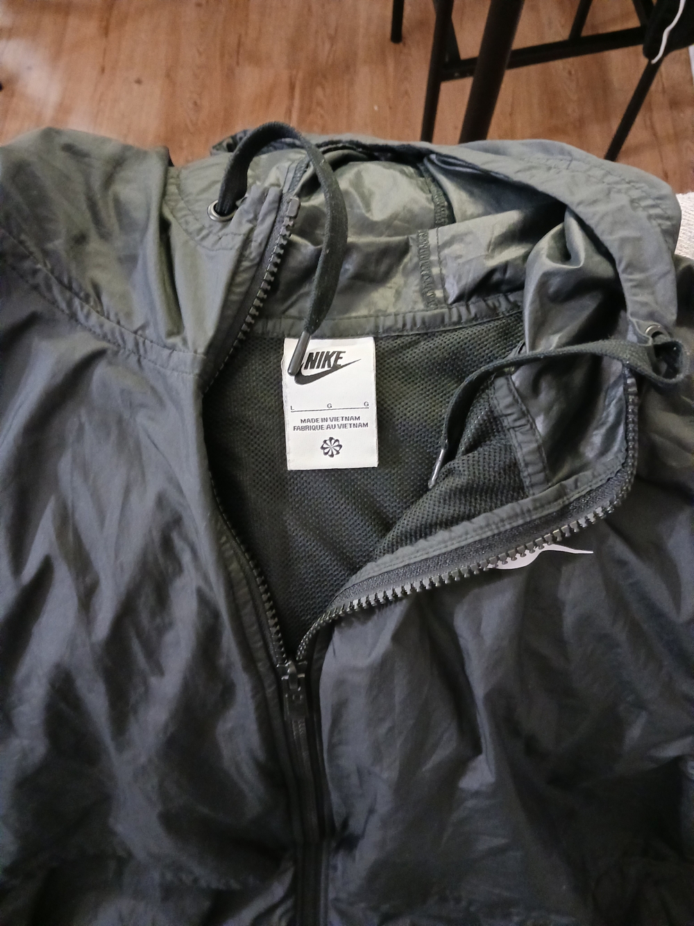 Nike Men's Black Hooded Windbreaker Jacket